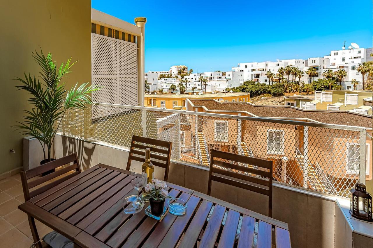 Beautiful Apartment San Forever Адехе Екстер'єр фото